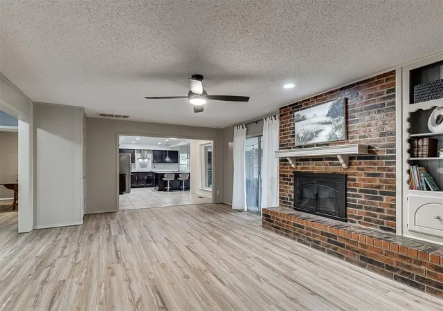 Photo 4 of Sale Pending at 11616 Century Dr, Oklahoma City, OK 73162 | MLS# 1241167 | Listing updated on 2026-08-31