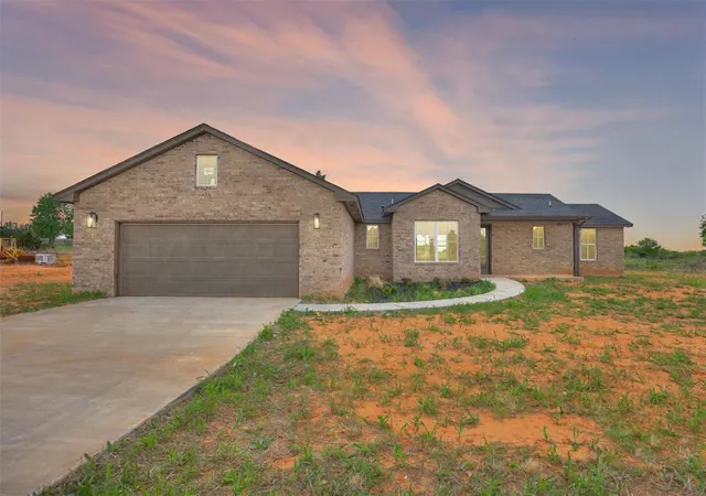1st image of 10191 S Meadows Ln, Guthrie, OK 73044 | MLS# 1241173