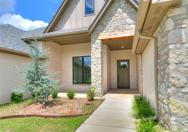 2nd image of 2263 Winter Creek Blvd, Blanchard, OK 73010 | MLS# 1241179