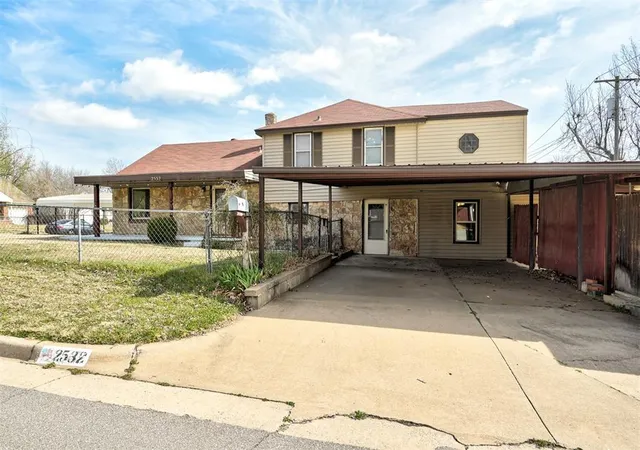 Photo 4 of Single family home for sale at 2532 NW 38th Street, Oklahoma City, OK 73112 | MLS# 1241187 | Listing updated on 2026-08-19