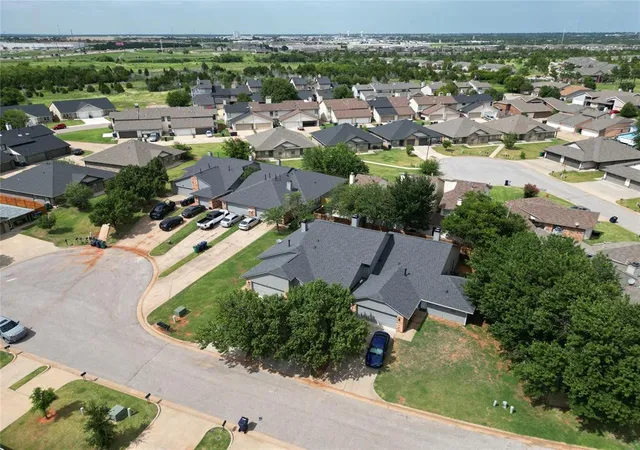 Multi family home for sale at 415 Vail Cir, Oklahoma City, OK 73114 | MLS# 1241199