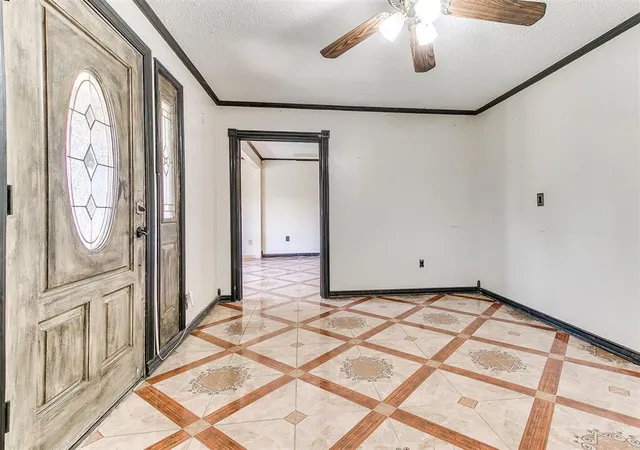 Photo 4 of Single family home for sale at 327 SE 46th Street, Oklahoma City, OK 73129 | MLS# 1241211 | Listing updated on 2026-09-29