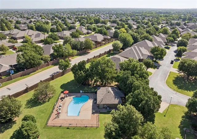 50th image of 15916 Sonoma Ct, Edmond, OK 73013 | MLS# 1241212