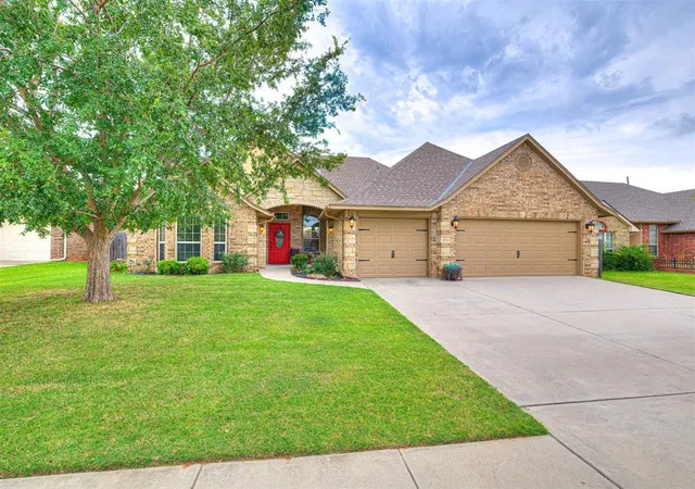 1st image of 605 Ridge Lake Blvd, Norman, OK 73071 | MLS# 1241213