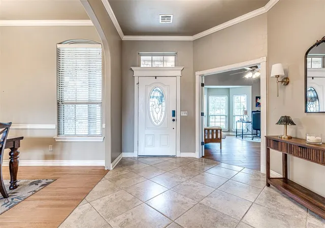 3rd image of 605 Ridge Lake Blvd, Norman, OK 73071 | MLS# 1241213