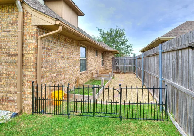 50th image of 605 Ridge Lake Blvd, Norman, OK 73071 | MLS# 1241213