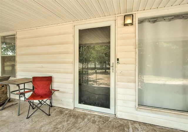 4th image of 1721 E Foreman Rd Rd, El Reno, OK 73036 | MLS# 1241220