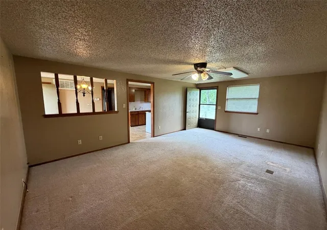 5th image of 218 Quail Hollow Dr, Blanchard, OK 73010 | MLS# 1241221