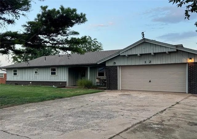 1st image of 12 Morrow Dr, Chickasha, OK 73018 | MLS# 1241224