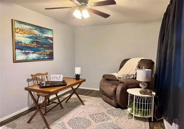 4th image of 12 Morrow Dr, Chickasha, OK 73018 | MLS# 1241224