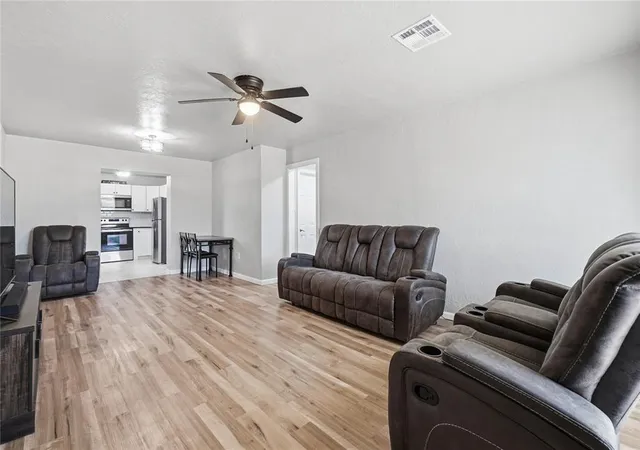 5th image of 1919 Nw Arlington Ave, Lawton, OK 73507 | MLS# 1241236
