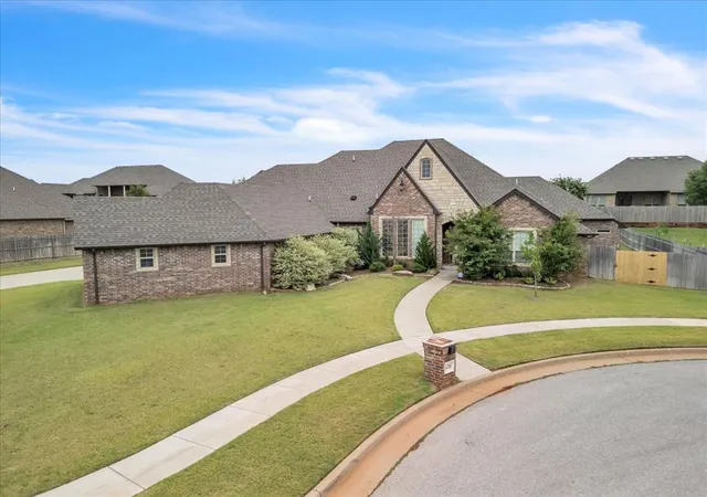 Photo 4 of Single family home for sale at 14708 Winoma Dr, Oklahoma City, OK 73142 | MLS# 1241241 | Listing updated on 2026-07-30