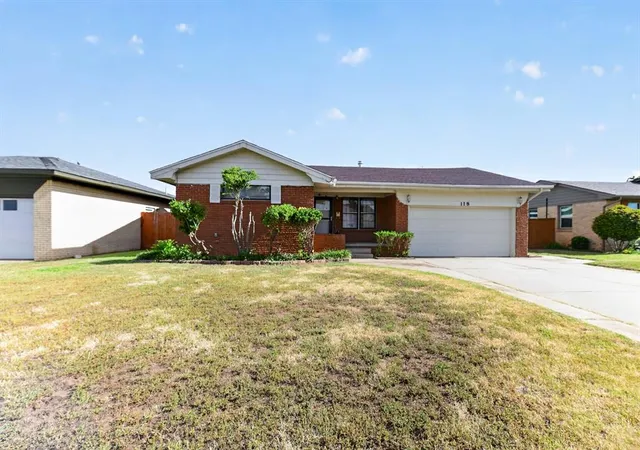 Photo 1 of Single family home for sale at 118 Sumner Dr, Altus, OK 73521 | MLS# 1241242 | Listing updated on 2026-08-18
