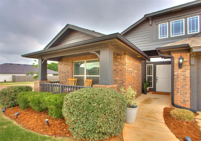 Photo 3 of Single family home for sale at 3051 Wister Rd, Norman, OK 73069 | MLS# 1241245 | Listing updated on 2026-09-19