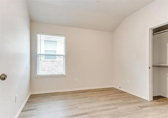 Listing Photo 5 - Condo for sale in building located at 3707 Franks Wy, Bethany, OK 73008