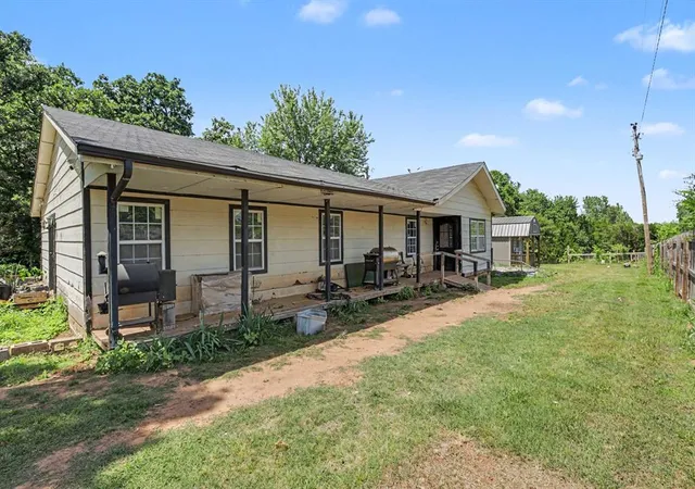 Photo 2 of Single family home for sale at 4863 S Pottawatomie Rd, Newalla, OK 74857 | MLS# 1241256 | Listing updated on 2026-07-26