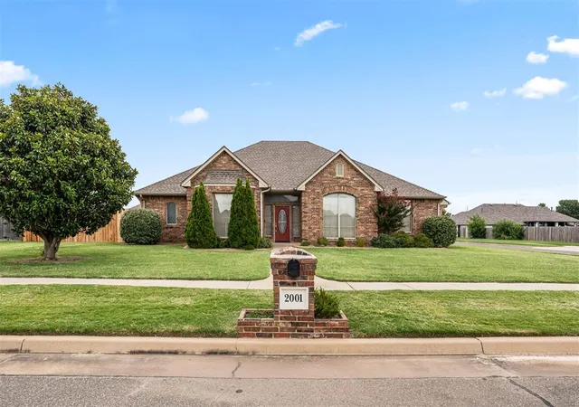 Photo 3 of Single family home for sale at 2001 SW 32nd Street, Oklahoma City, OK 73170 | MLS# 1241260 | Listing updated on 2026-09-05