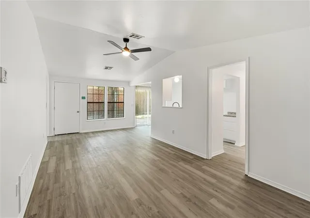 2nd image of 231 Windsor Wy, Oklahoma City, OK 73110 | MLS# 1241269