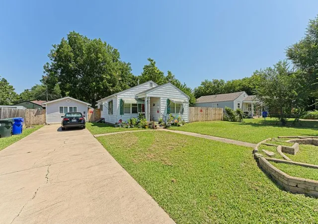 1st image of 903 E Eufaula St, Norman, OK 73071 | MLS# 1241272