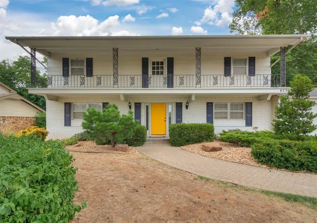 1st image of 823 W Adams St, Purcell, OK 73080 | MLS# 1241277