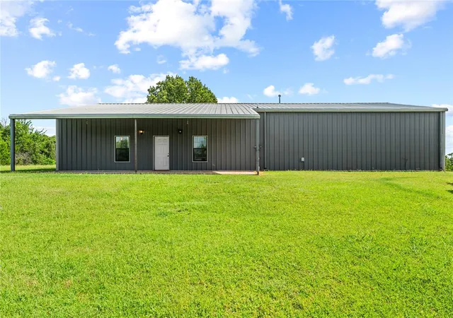 2nd image of 19760 Danny Ln, Luther, OK 73054 | MLS# 1241281