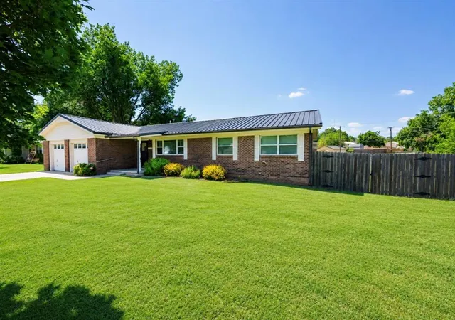1st image of 2 Shannon Dr, Chickasha, OK 73018 | MLS# 1241292