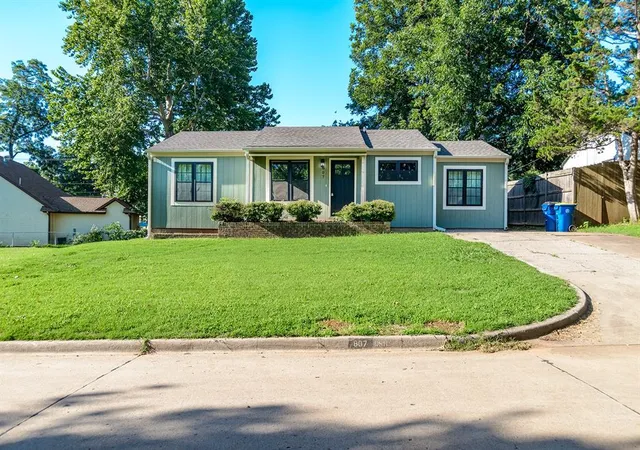 1st image of 807 W Bennett Dr, Stillwater, OK 74075 | MLS# 1241311