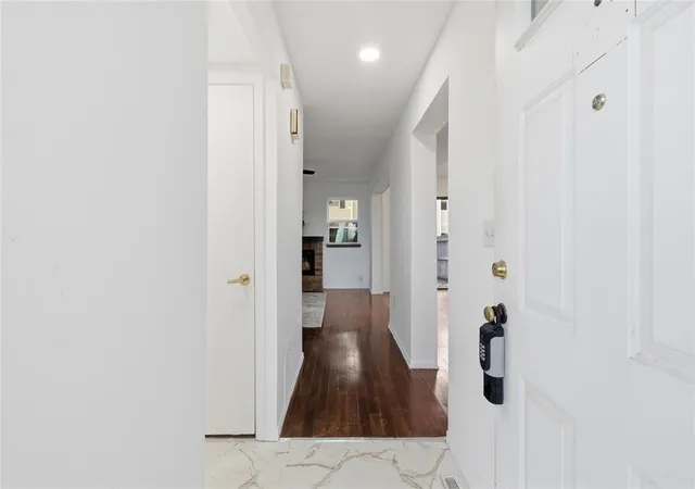 2nd image of 6031 Nw 53rd St, Oklahoma City, OK 73122 | MLS# 1241316