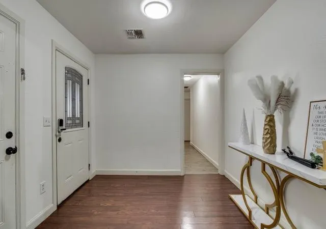 Photo 3 of Single family home for sale at 8324 Nw 110th Terrace, Oklahoma City, OK 73162 | MLS# 1241319 | Listing updated on 2026-08-01