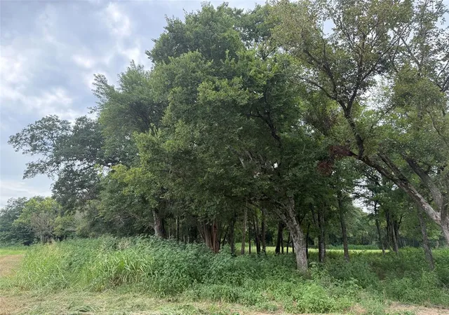 1st image of 32 Riverstone Dr #Lot 32, Broken Bow, OK 74728 | MLS# 1241332