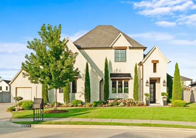 Photo 1 of Sale Pending at 6224 Wentworth Dr, Edmond, OK 73025 | MLS# 1241341 | Listing updated on 2026-08-18