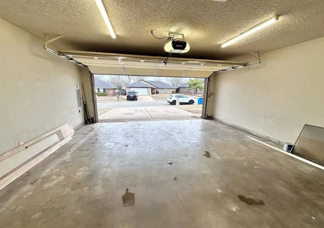 5th image of 2335 E Karen Ter, Mustang, OK 73064 | MLS# 1241349
