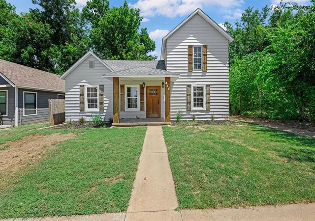 1st image of 410 N Division St, Guthrie, OK 73044 | MLS# 1241352