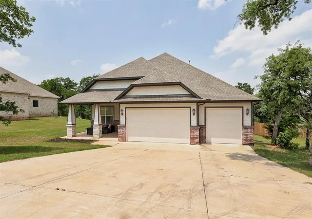 2nd image of 8751 Overlook Dr, Guthrie, OK 73044 | MLS# 1241368