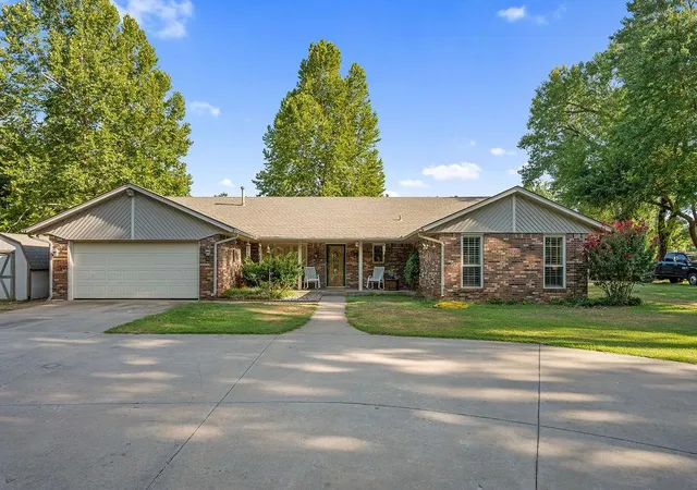 1st image of 2341 Squirrel Rd, Tuttle, OK 73089 | MLS# 1241369