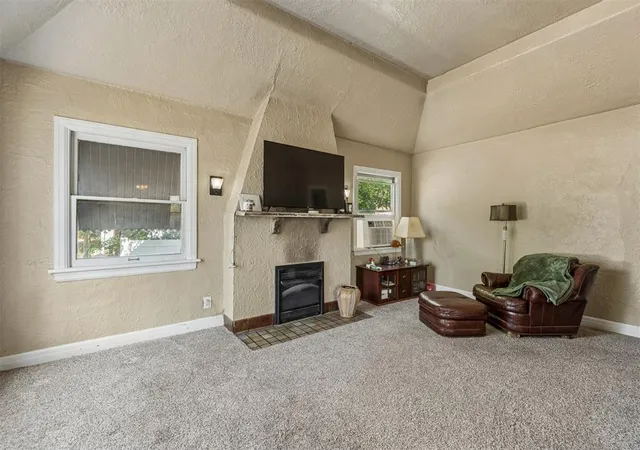 4th image of 11 W Drummond St, Shawnee, OK 74801 | MLS# 1241376