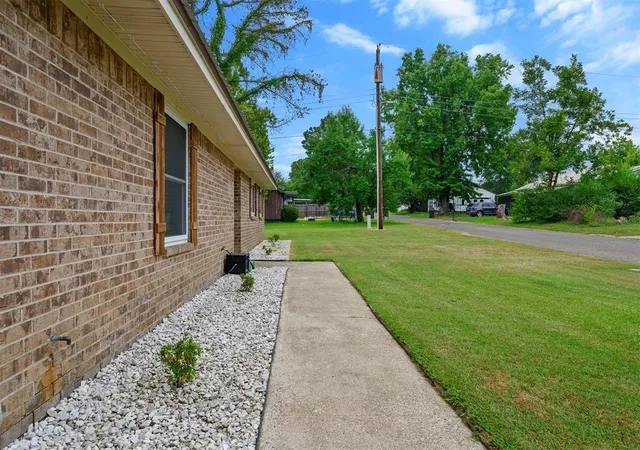 50th image of 1402 Se Jackson St, Idabel, OK 74745 | MLS# 1241384