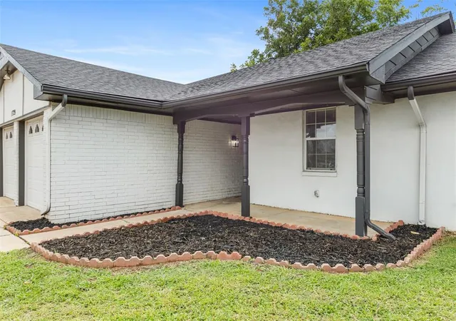 Photo 3 of Single family home for sale at 1729 Gladstone Ter, Oklahoma City, OK 73120 | MLS# 1241392 | Listing updated on 2026-09-05