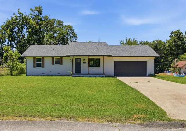 1st image of 508 E Washington St, Tecumseh, OK 74873 | MLS# 1241416