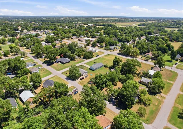 34th image of 508 E Washington St, Tecumseh, OK 74873 | MLS# 1241416