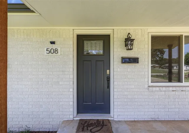 image of 508 E Washington St, Tecumseh, OK 74873 | MLS# 1241416