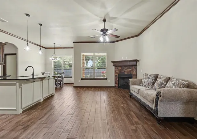35th image of 1022 Fox Run Ln, Blanchard, OK 73010 | MLS# 1241427