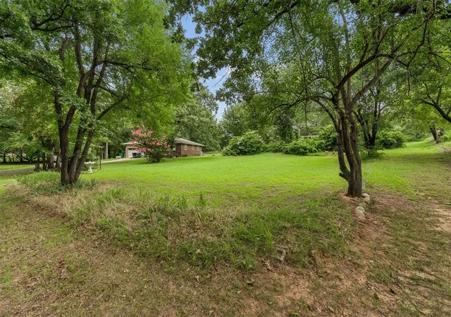 16th image of 13500 N Coltrane Rd, Edmond, OK 73013 | MLS# 1241440