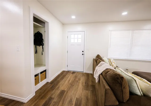 Photo 3 of Single family home for sale at 14 Crown Point, Pauls Valley, OK 73075 | MLS# 1241448 | Listing updated on 2026-09-30