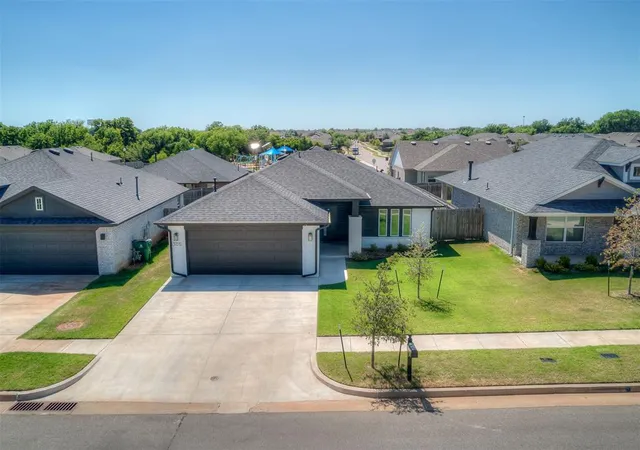 Photo 1 of Single family home for sale at 305 Pergola St, Yukon, OK 73099 | MLS# 1241457 | Listing updated on 2026-09-21