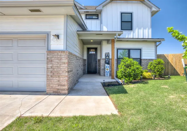 5th image of 101 Carlow Wy, Yukon, OK 73099 | MLS# 1241458