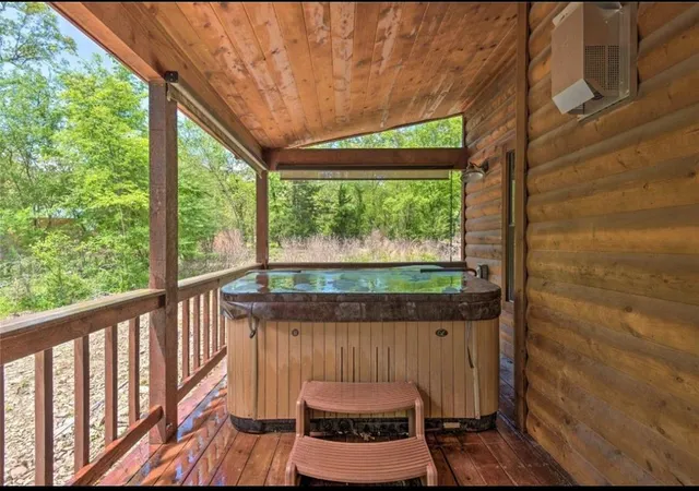 2nd image of 35 Triggerfish Rd, Broken Bow, OK 74728 | MLS# 1241472