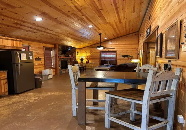 5th image of 35 Triggerfish Rd, Broken Bow, OK 74728 | MLS# 1241472