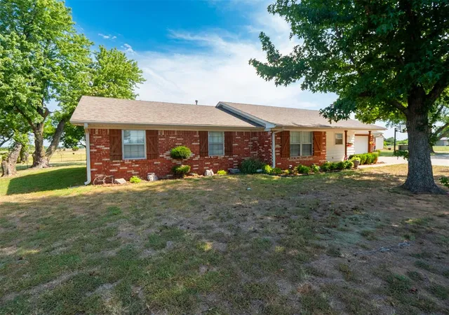 image of 34210 Independence St, Shawnee, OK 74804 | MLS# 1241477