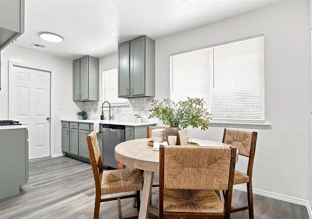 Photo 3 of Sale Pending at 208 S Norman Ave, Moore, OK 73160 | MLS# 1241481 | Listing updated on 2026-08-25